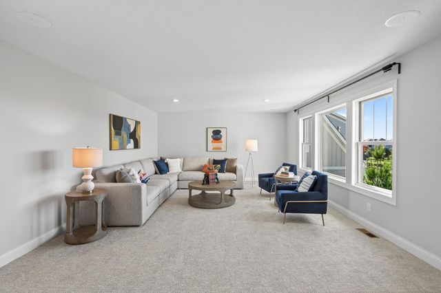 16545 Duluth Trail, Lakeville, MN 55044