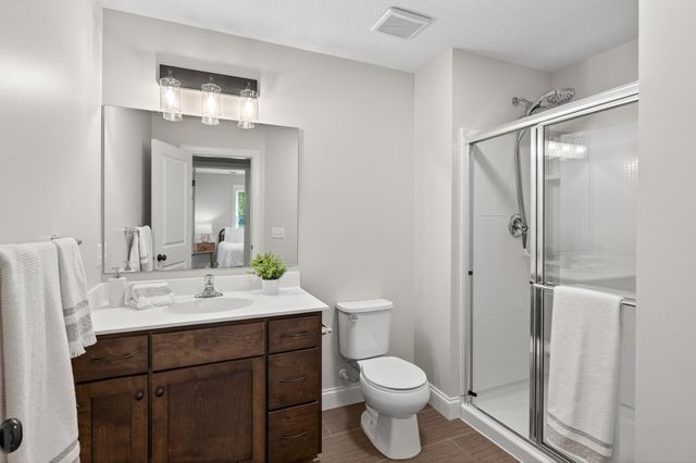 16545 Duluth Trail, Lakeville, MN 55044