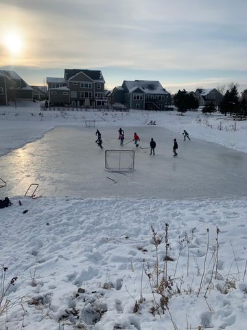 16545 Duluth Trail, Lakeville, MN 55044