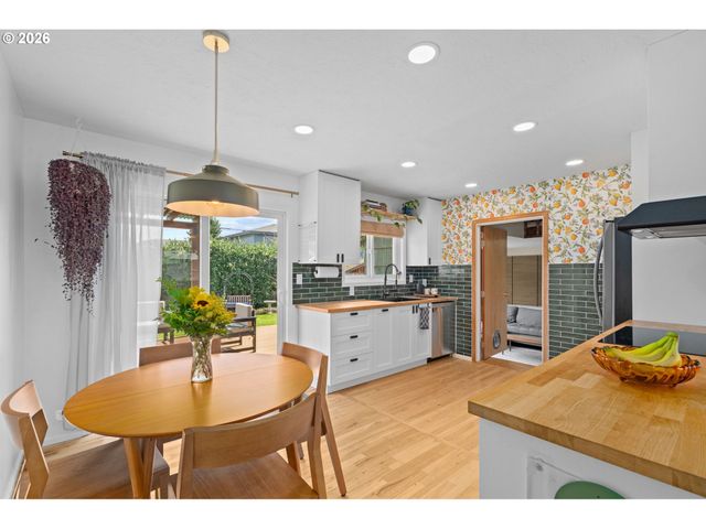 4230 Se 103RD Ave, Portland, OR 97266