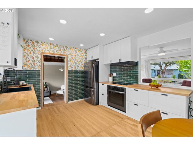 4230 Se 103RD Ave, Portland, OR 97266