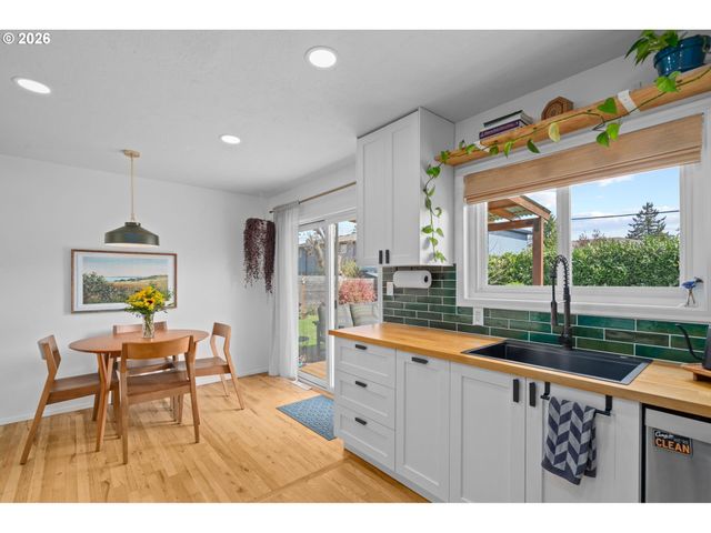 4230 Se 103RD Ave, Portland, OR 97266