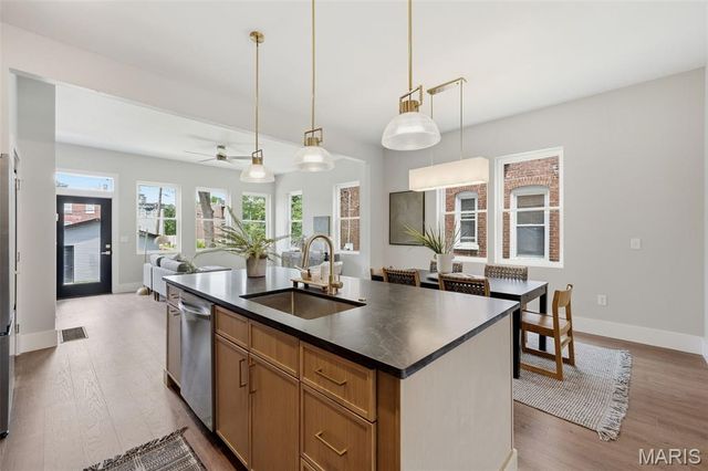 4441 Gibson Avenue, St Louis, MO 63110
