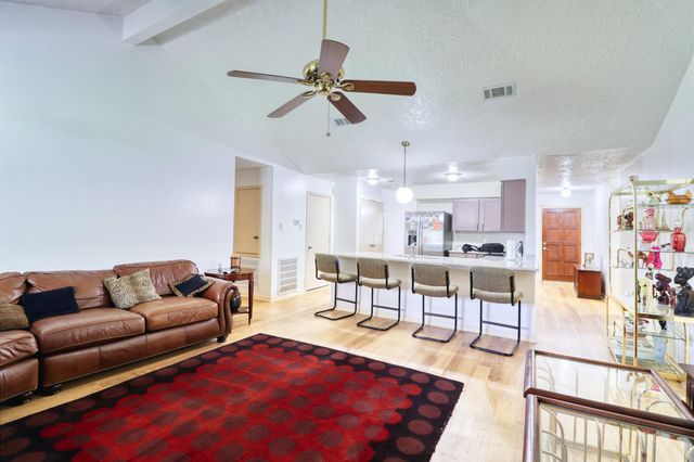 3446 Cheaney Drive, Houston, TX 77066