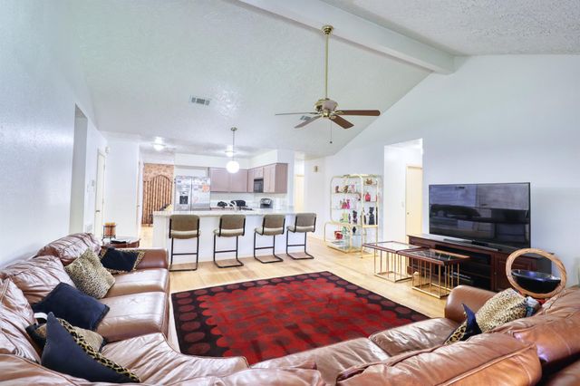 3446 Cheaney Drive, Houston, TX 77066