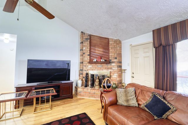 3446 Cheaney Drive, Houston, TX 77066