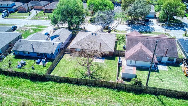 3446 Cheaney Drive, Houston, TX 77066