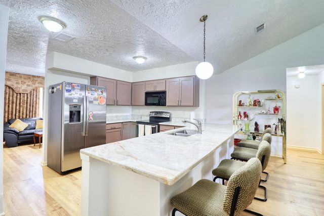 3446 Cheaney Drive, Houston, TX 77066