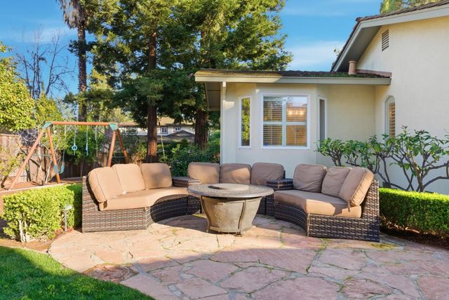 1115 Covington Road, Los Altos, CA 94024