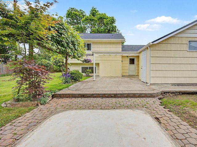 1934 Se 155TH Pl, Portland, OR 97233