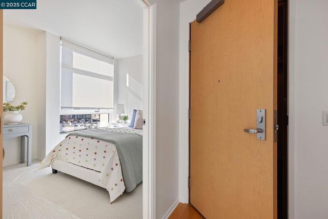 1 Lakeside Dr 1404, Oakland, CA 94612