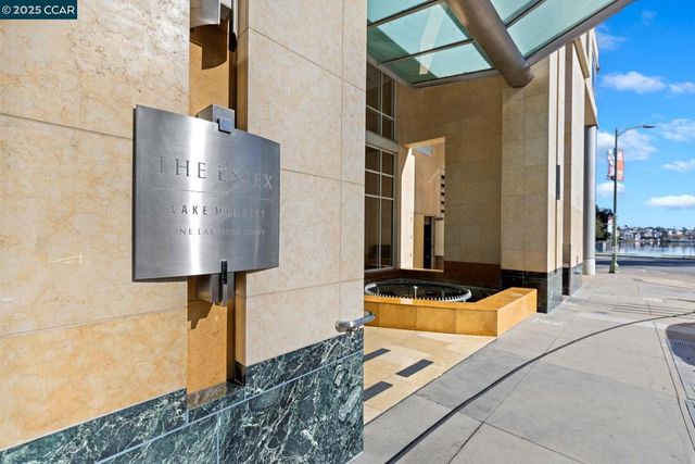 1 Lakeside Dr 1404, Oakland, CA 94612