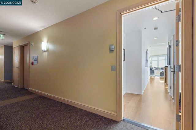 1 Lakeside Dr 1404, Oakland, CA 94612