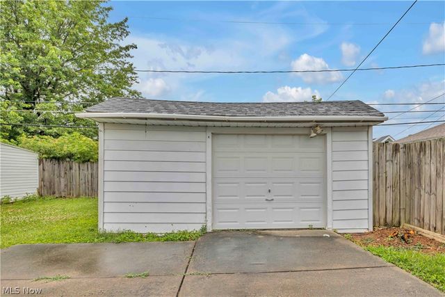 7614 Spring Garden Road, Parma, OH 44129