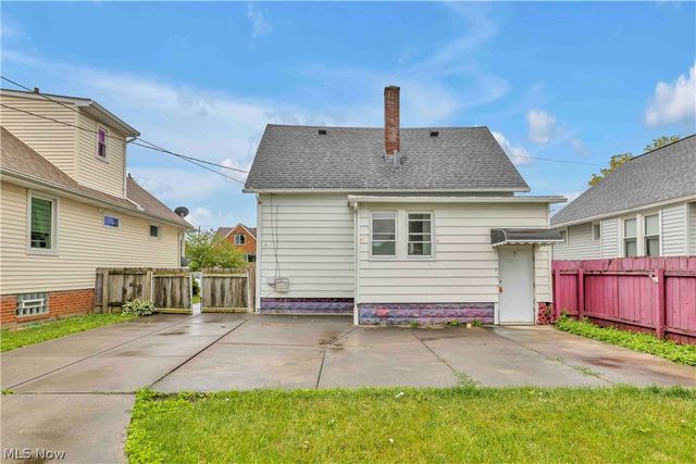 7614 Spring Garden Road, Parma, OH 44129