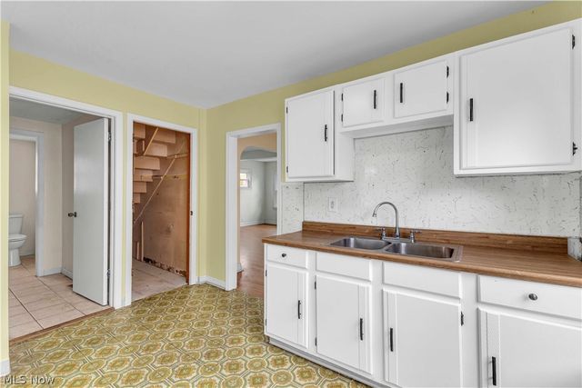 7614 Spring Garden Road, Parma, OH 44129