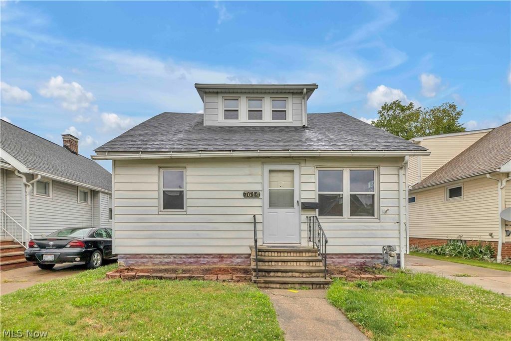7614 Spring Garden Road, Parma, OH 44129
