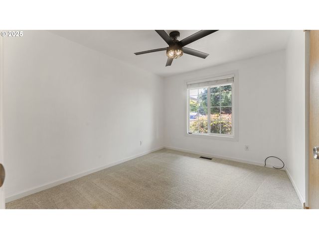 191 Ne 33RD Ct, Hillsboro, OR 97124