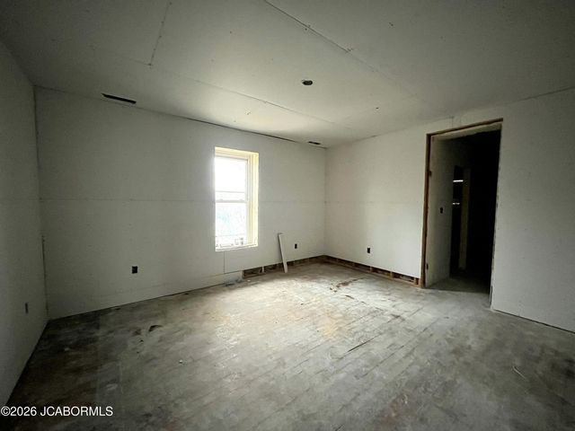 1405 W MAIN STREET, Jefferson City, MO 65109