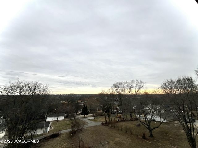 1405 W MAIN STREET, Jefferson City, MO 65109