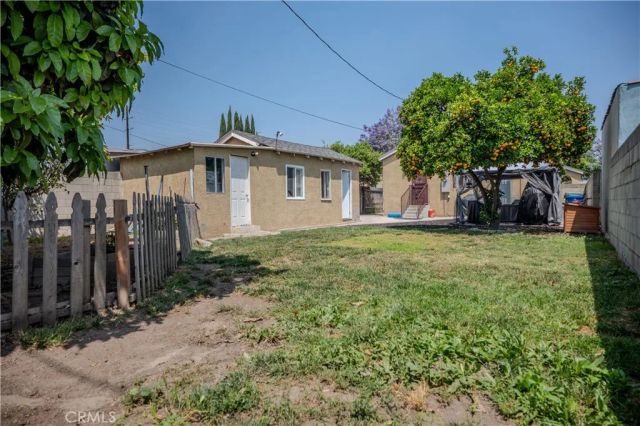 720 e 95th st, Los Angeles, CA 90002