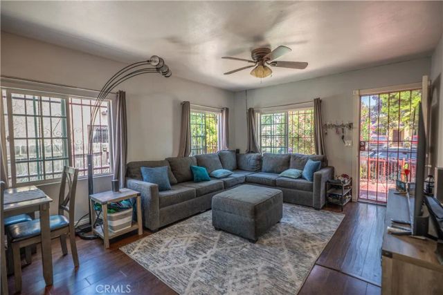 720 e 95th st, Los Angeles, CA 90002