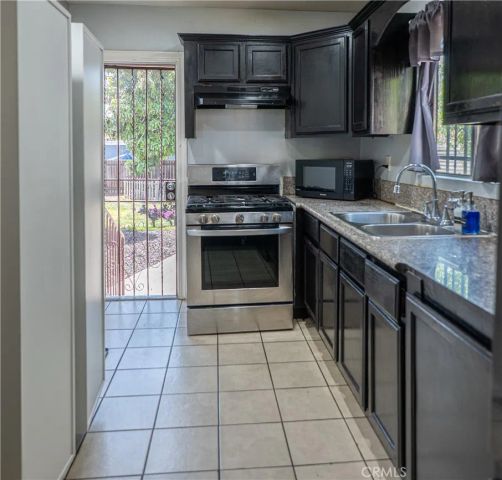 720 e 95th st, Los Angeles, CA 90002