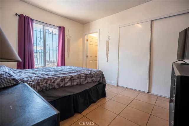 720 e 95th st, Los Angeles, CA 90002