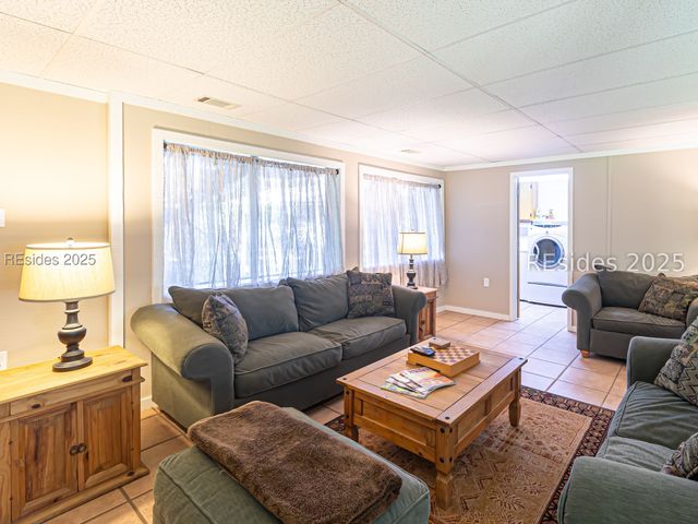 21 Oconnor Rd, Hilton Head Island, SC 29926