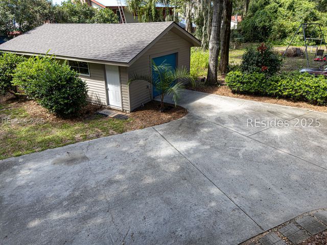 21 Oconnor Rd, Hilton Head Island, SC 29926