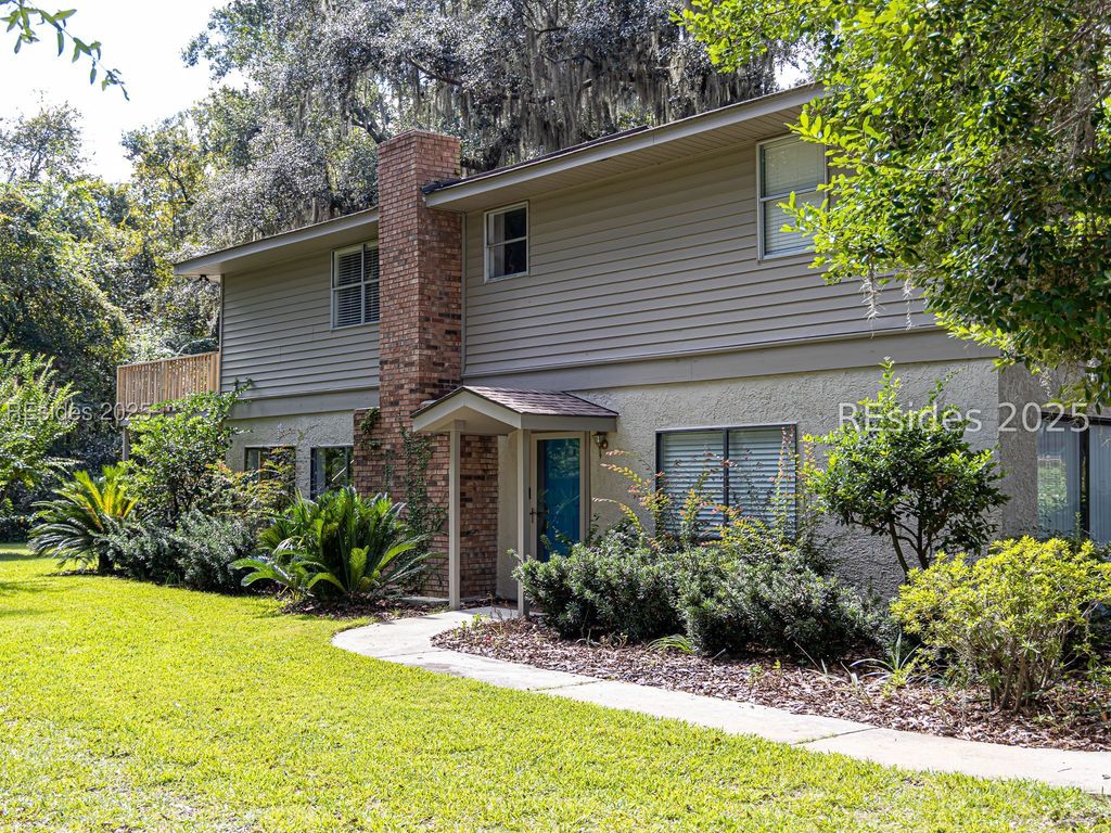21 Oconnor Rd, Hilton Head Island, SC 29926