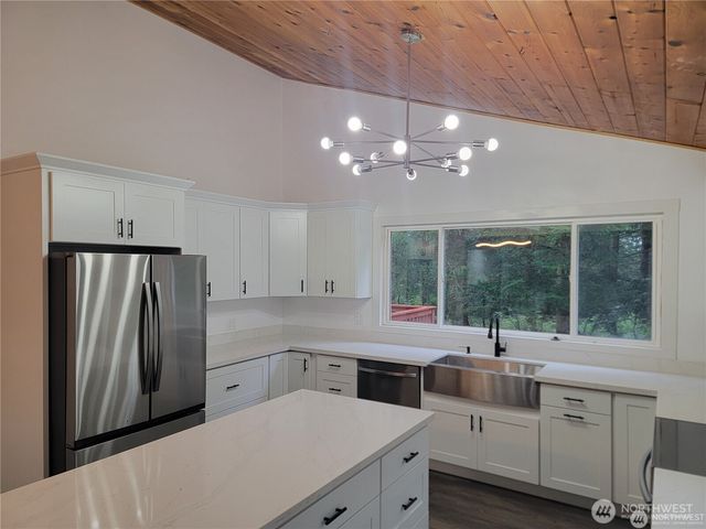 13721 409th Avenue SE, North Bend, WA 98045