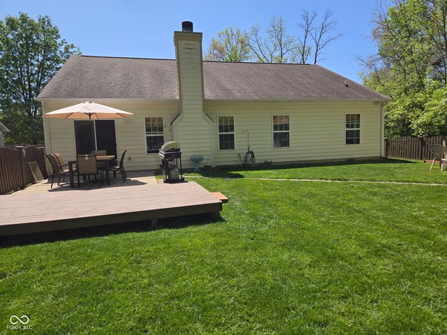 10002 New Dawn Place, Avon, IN 46123