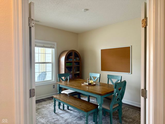 10002 New Dawn Place, Avon, IN 46123