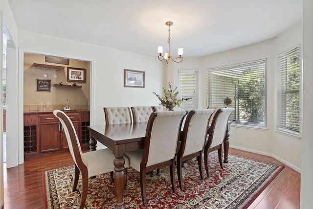 2210 W River Dr, Stockton, CA 95204