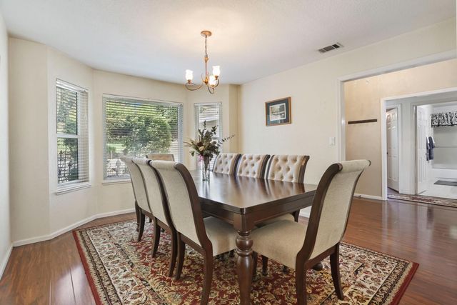 2210 W River Dr, Stockton, CA 95204