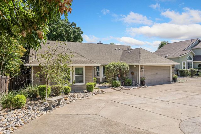 2210 W River Dr, Stockton, CA 95204