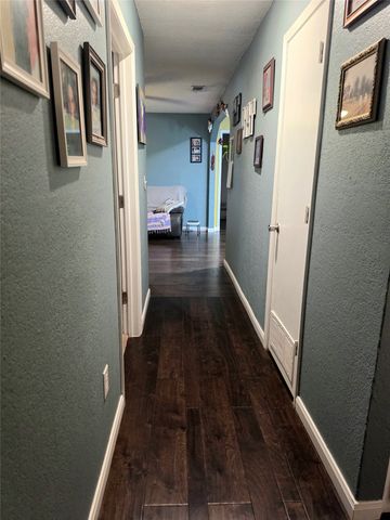 417 Cedarwood Street, Azle, TX 76020
