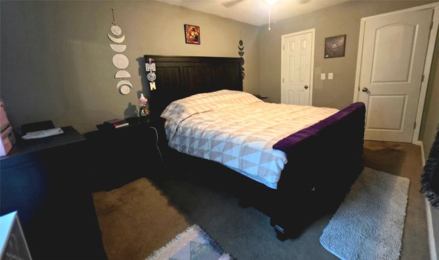 417 Cedarwood Street, Azle, TX 76020