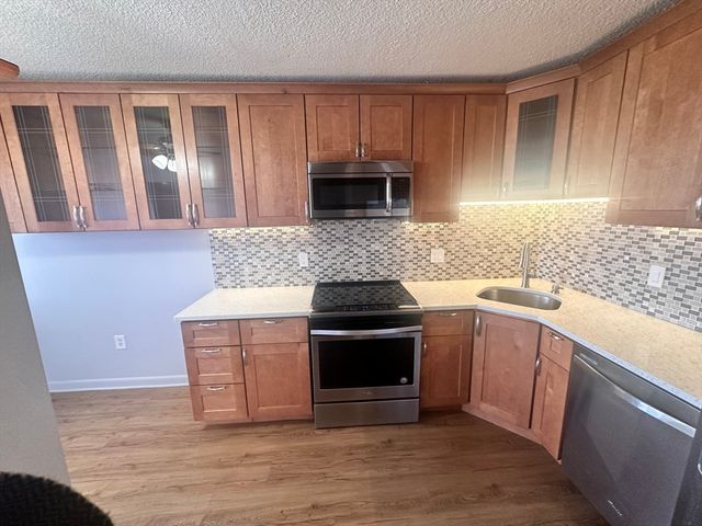 300 Lynn Shore Drive 908, Lynn, MA 01902