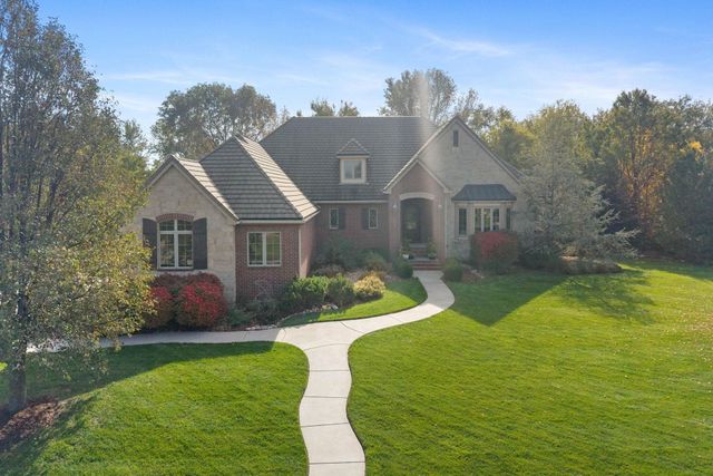 8219 W Meadow Park, Wichita, KS 67205