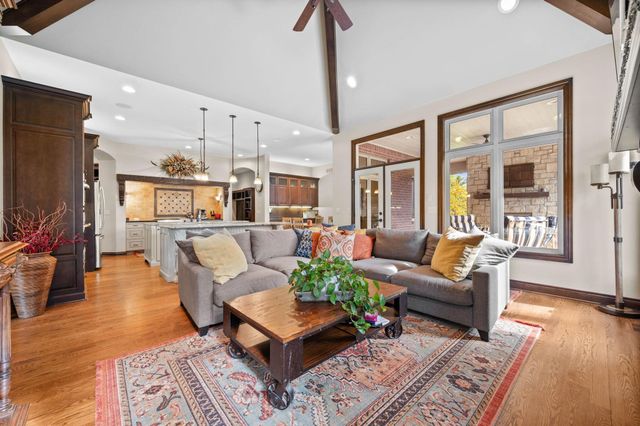 8219 W Meadow Park, Wichita, KS 67205