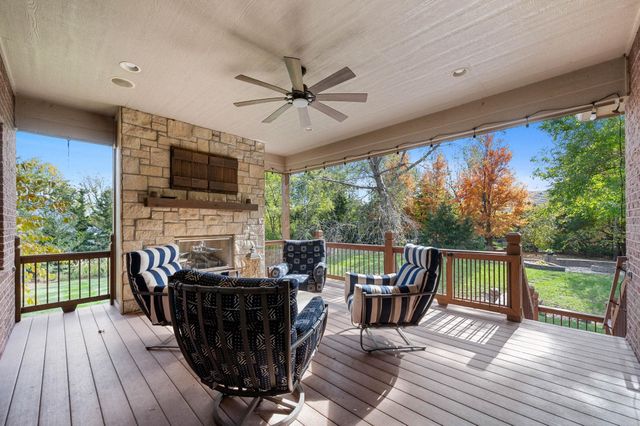 8219 W Meadow Park, Wichita, KS 67205