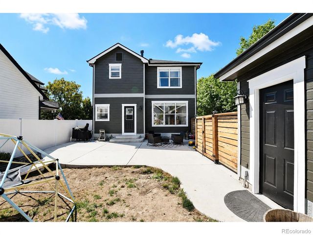 1414 Canal Drive, Windsor, CO 80550