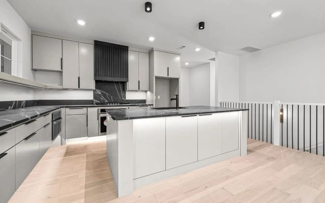 8913 Anew Road, Rogers, AR 72756