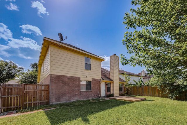 11956 Braes Park Drive, Houston, TX 77071
