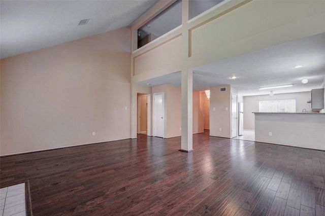 11956 Braes Park Drive, Houston, TX 77071