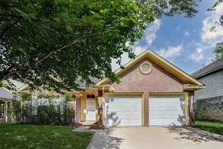 11956 Braes Park Drive, Houston, TX 77071