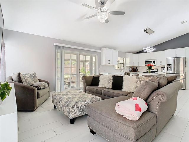 7974 VILLAGE GREEN ROAD, Orlando, FL 32818