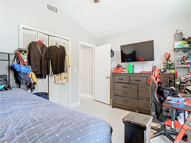 7974 VILLAGE GREEN ROAD, Orlando, FL 32818